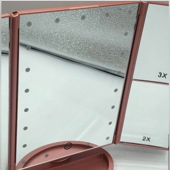 Tri-Fold Lighted Vanity Mirror with 21 LED Lights, Touch Screen and 3X/2X/1X Mag - Picture 9 of 15